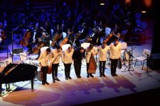 В Центре Гейдара Алиева прошел потрясающий вечер духовной музыки с участием всемирно известного Сами Юсуфа (ФОТО)