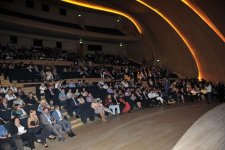 В Центре Гейдара Алиева прошел потрясающий вечер духовной музыки с участием всемирно известного Сами Юсуфа (ФОТО)