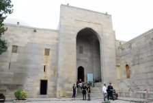 В рамках Фестиваля Насими представлен потрясающий музыкальный проект "Из семи дней" (ФОТО)