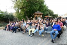 В рамках Фестиваля Насими представлен потрясающий музыкальный проект "Из семи дней" (ФОТО)