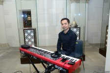 В рамках Фестиваля Насими представлен потрясающий музыкальный проект "Из семи дней" (ФОТО)