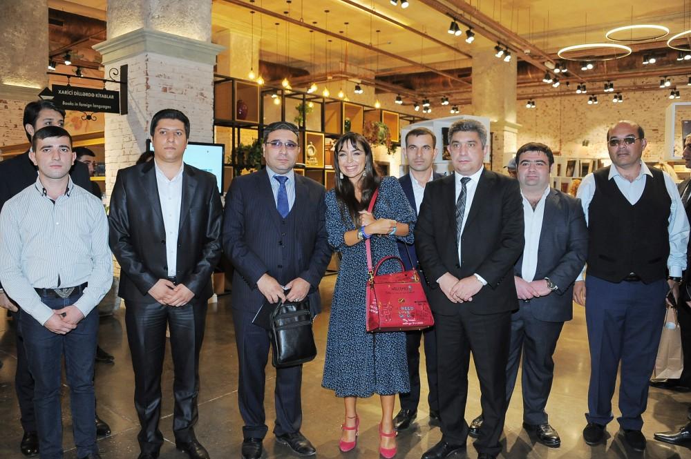 На вечере поэзии Насими состоялась презентация книг вице-президента Фонда Гейдара Алиева Лейлы Алиевой (ФОТО)