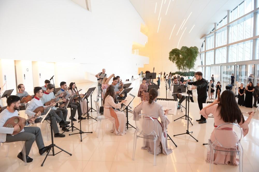 В Центре Гейдара Алиева прошел потрясающий вечер духовной музыки с участием всемирно известного Сами Юсуфа (ФОТО)