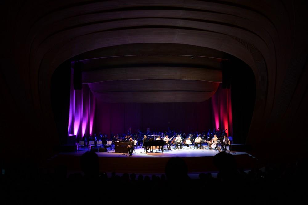 В Центре Гейдара Алиева прошел потрясающий вечер духовной музыки с участием всемирно известного Сами Юсуфа (ФОТО)