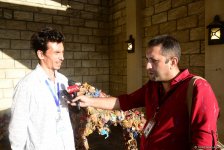 Вице-президент Фонда Гейдара Алиева Лейла Алиева и президент Baku Media Center Арзу Алиева посетили выставку "От отходов к искусству" (ФОТО)