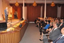 В Баку отметили 110-летие Микаила Мушфига - церемония награждения лауреатов премии "Оху, тар!" (ФОТО)