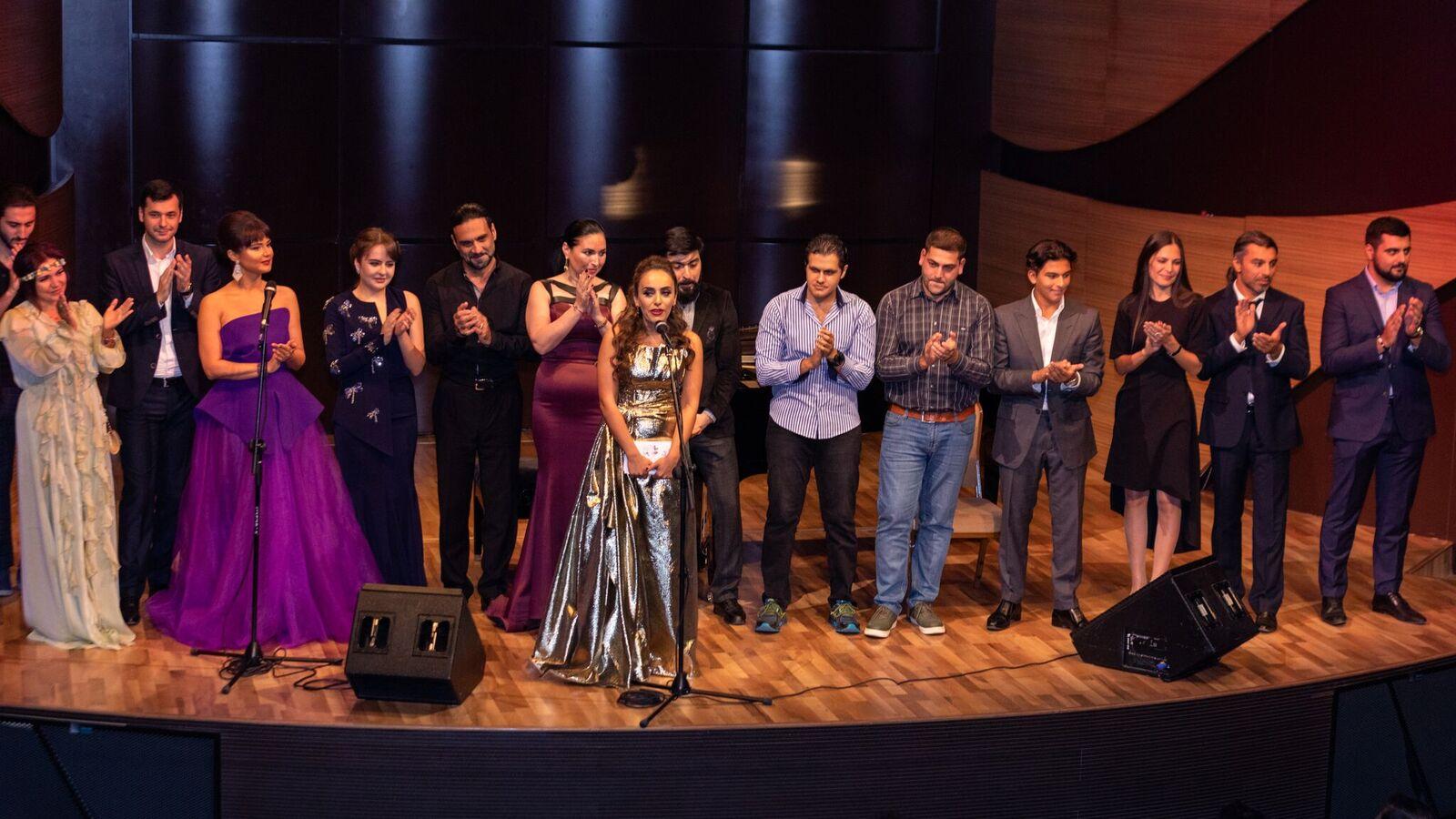 Захра Бадалбейли создает свою судьбу: Полные энергии чакры и бесконечное вдохновение (ВИДЕО, ФОТО)