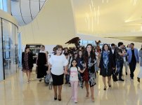 Вице-президент Фонда Гейдара Алиева Лейла Алиева приняла участие в мероприятии, посвященном Всемирному дню защиты животных (ФОТО)