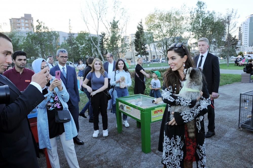 Вице-президент Фонда Гейдара Алиева Лейла Алиева приняла участие в мероприятии, посвященном Всемирному дню защиты животных (ФОТО)