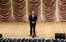 Ностальгические осенние ритмы Рауфа Гаджиева в вечернем Баку (ФОТО/ВИДЕО)