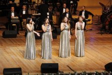 Ностальгические осенние ритмы Рауфа Гаджиева в вечернем Баку (ФОТО/ВИДЕО)