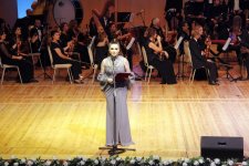 Ностальгические осенние ритмы Рауфа Гаджиева в вечернем Баку (ФОТО/ВИДЕО)