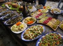 Очень вкусно! В Баку представлены уникальные блюда Иреванской кухни (ФОТО)