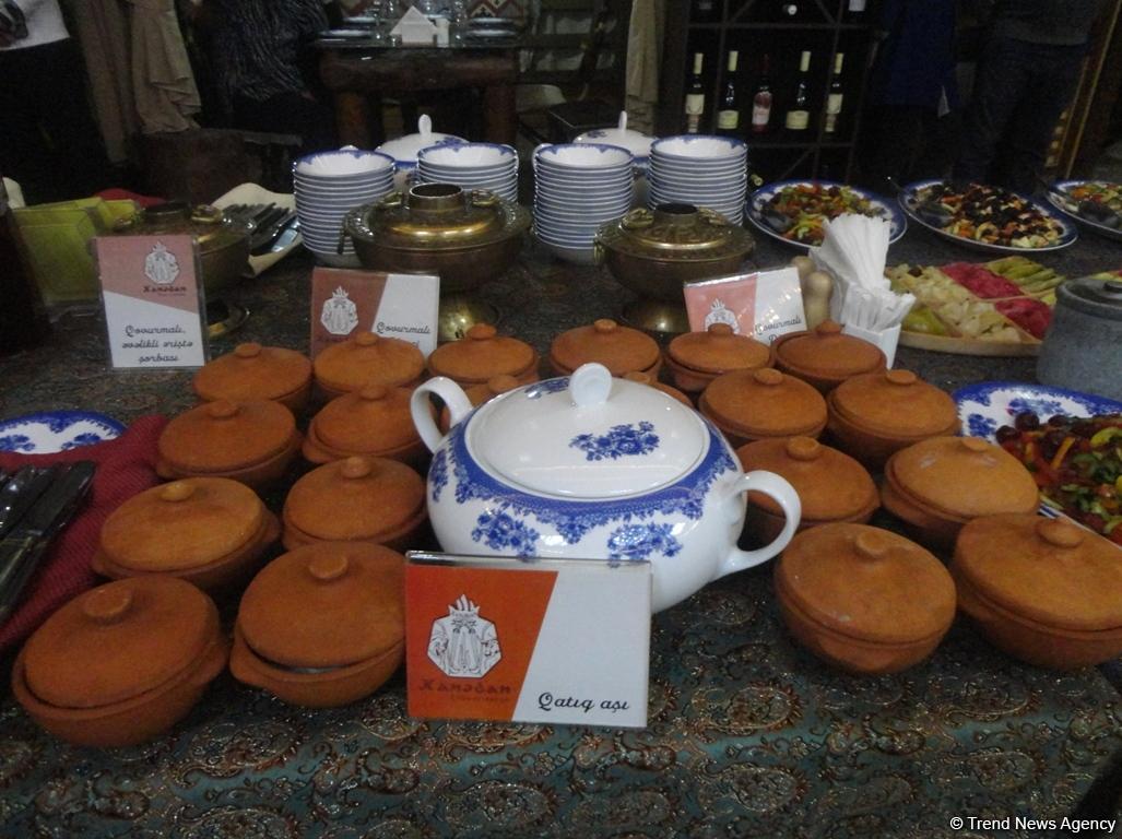 Очень вкусно! В Баку представлены уникальные блюда Иреванской кухни (ФОТО)