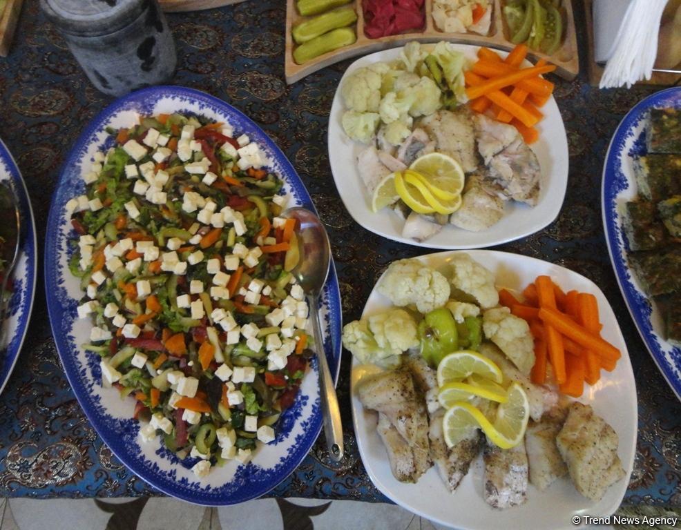 Очень вкусно! В Баку представлены уникальные блюда Иреванской кухни (ФОТО)