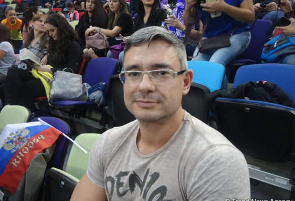 Здание Национальной арены гимнастики в Баку очень красивое – зритель из России