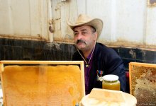 В Баку проходит очередная ярмарка меда (ФОТОРЕПОРТАЖ)