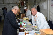 В Баку проходит очередная ярмарка меда (ФОТОРЕПОРТАЖ)