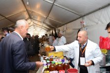 В Баку проходит очередная ярмарка меда (ФОТОРЕПОРТАЖ)