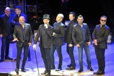 В Центре Гейдара Алиева состоялся потрясающий концерт первой в мире арт-группы "Хор Турецкого" (ФОТО)