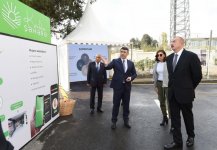 Президент Ильхам Алиев и Первая леди Мехрибан Алиева ознакомились с  питомником саженцев НИИ фруктоводства и чаеводства в Губе (ФОТО)