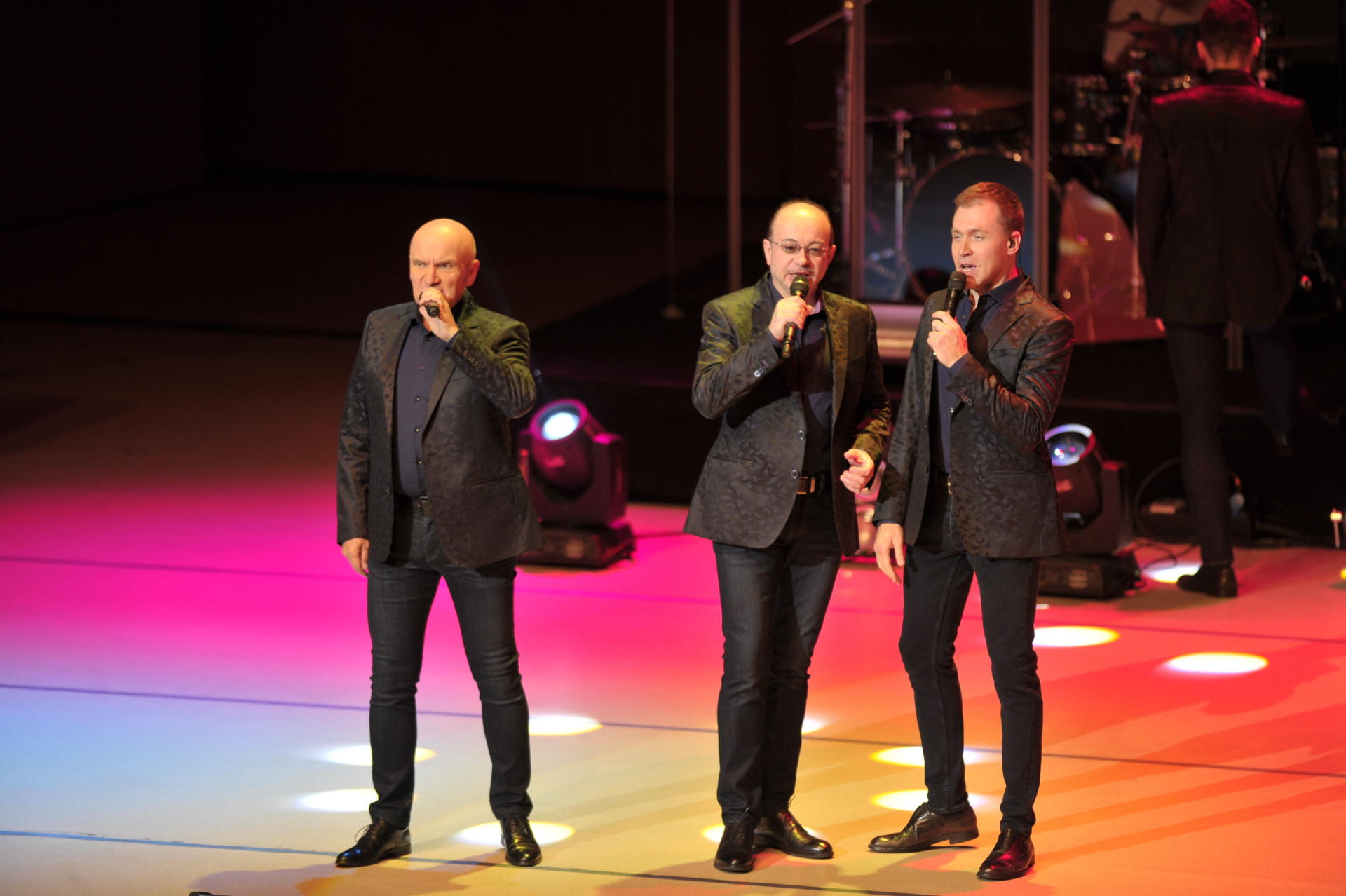 В Центре Гейдара Алиева состоялся потрясающий концерт первой в мире арт-группы "Хор Турецкого" (ФОТО)