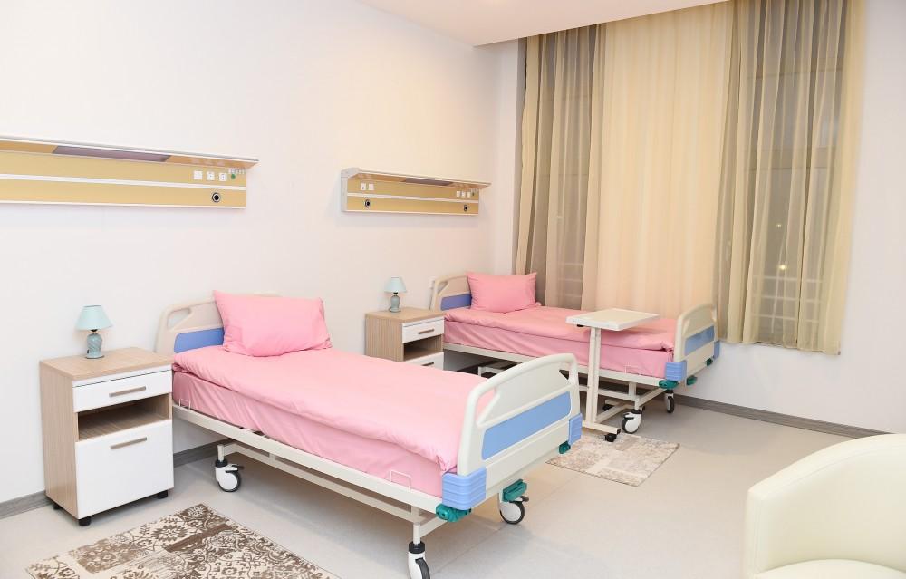 Президент Ильхам Алиев и Первая леди Мехрибан Алиева приняли участие в открытии Губинской районной центральной больницы (ФОТО)