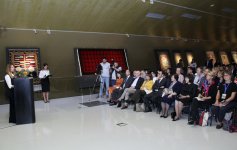 Декоративное искусство и интерьер в Баку международного масштаба (ФОТО)