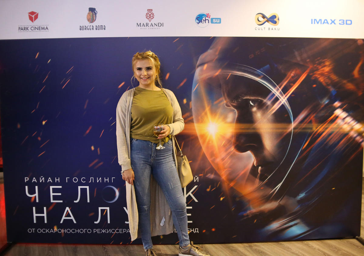 Человек на Луне, или Райан Гослинг с бакинцами (ВИДЕО, ФОТО)