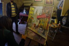 Яркая прогулка по Великобритании не уезжая из Баку (ФОТО)