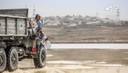 Российский вейкбордист прокатился по азербайджанскому Мертвому морю (ВИДЕО, ФОТО)