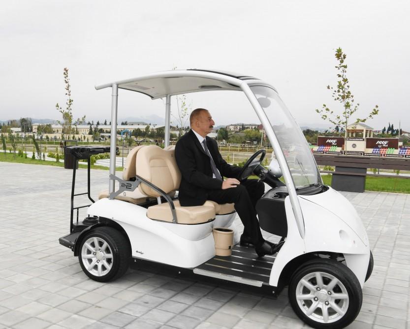 Президент Ильхам Алиев ознакомился с условиями, созданными в комплексе приморского парка-бульвара в Астаре (ФОТО)