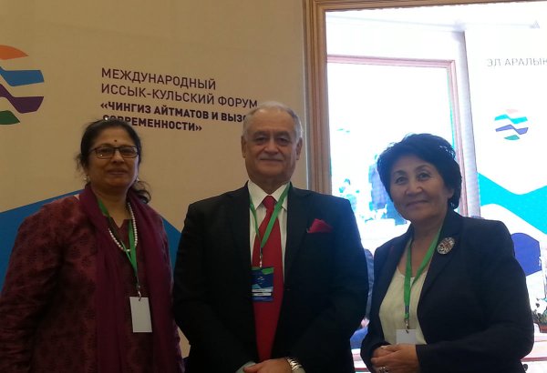 Азербайджанский ученый предложил переходить от Homo sapiens к Homo culturalis (ФОТО)