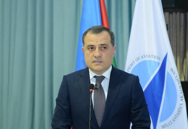 В Азербайджане увеличилось число поступающих в вузы по первой группе специальности - министр (ФОТО)