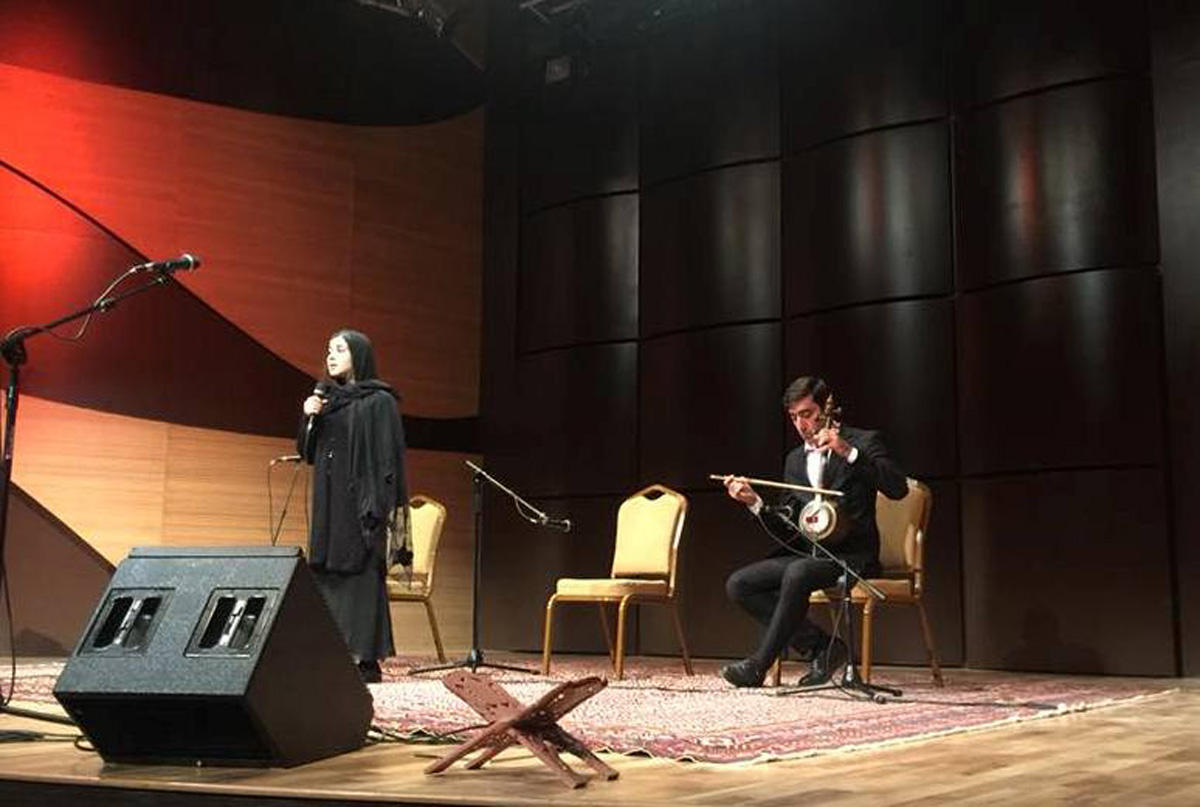 В Баку прошел вечер поэзии тюркского мира (ФОТО)