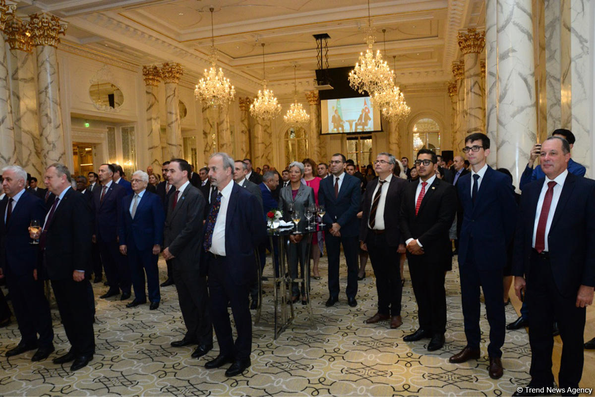 Укрепление взаимоотношений с Азербайджаном - ключевое направление внешней политики Туркменистана - посол (ФОТО)