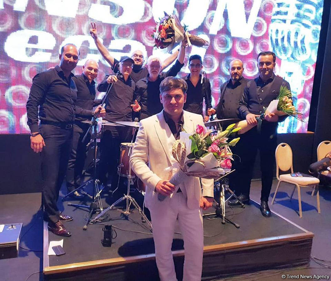 Музыка твоей души – шансон в вечернем Баку (ВИДЕО, ФОТО)
