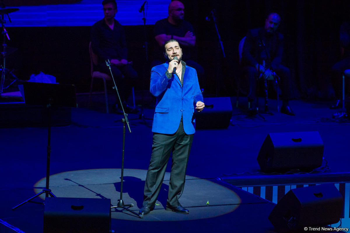Музыка твоей души – шансон в вечернем Баку (ВИДЕО, ФОТО)