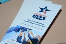 В Баку проходит образовательная выставка университетов США (ФОТО)