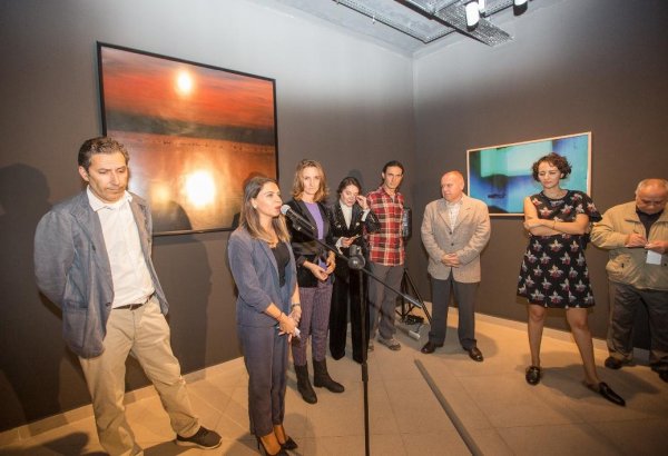 В Баку в галерее YAY состоялось открытие выставки "Функция. Структура. Изменение" (ФОТО)