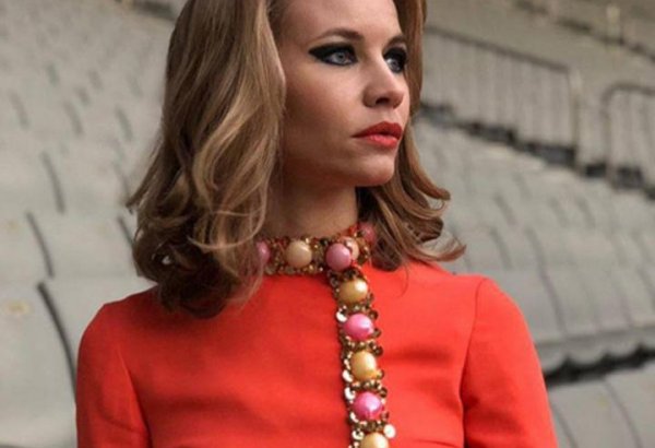 Российская звезда Светлана Устинова в Баку на съемках фильма о Муслиме Магомаеве (ФОТО)