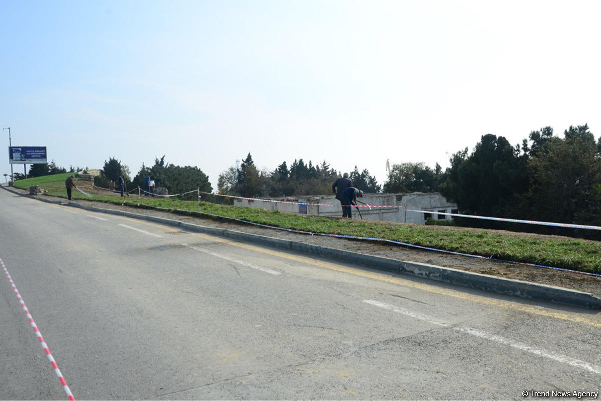 В ИВ района сообщили о ситуации на Зыхском шоссе в Баку после оползня (ФОТО/ВИДЕО)