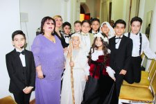 Айбениз Гашимова отметила золотое время двойным праздником (ФОТО)