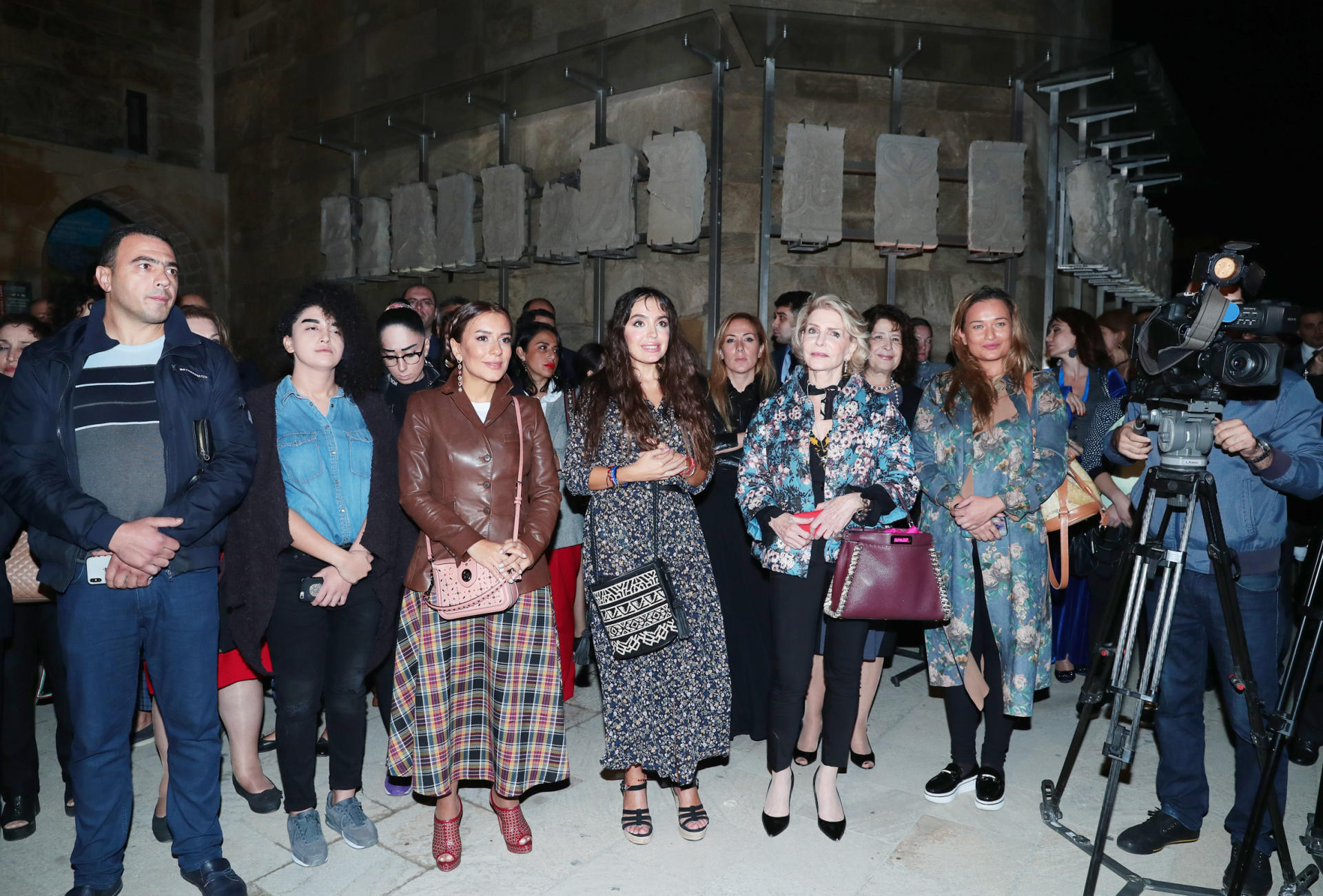 Вице-президент Фонда Гейдара Алиева Лейла Алиева приняла участие в выставке
 «Наследие Ширваншахов в музеях мира» (ФОТО)