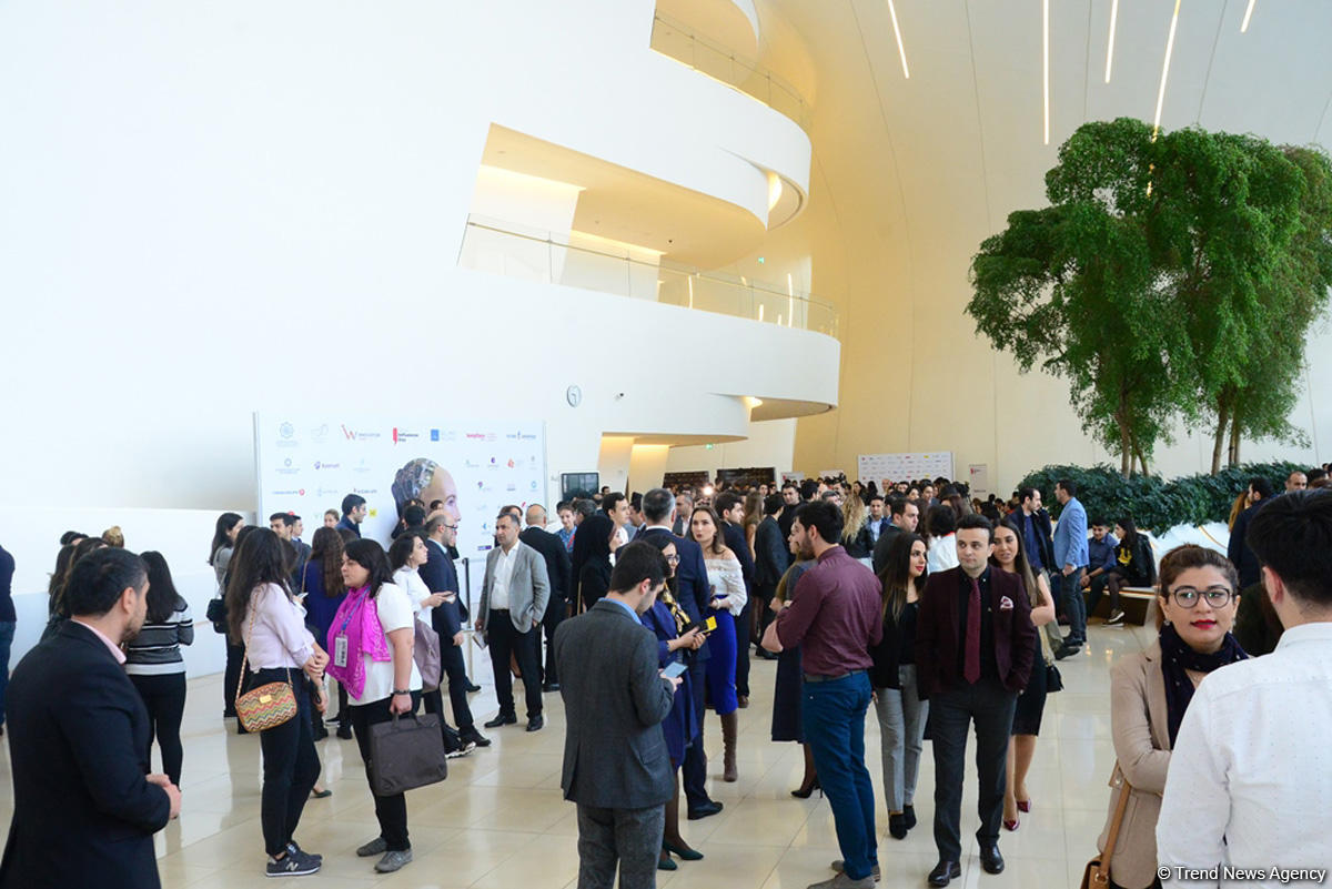 Очевидное-невероятное! В Азербайджане представлены инновационные технологии будущего (ФОТО)