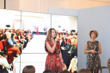 В Баку прошло фэшн-шоу войлочного искусства тюркского мира (ФОТО)