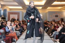 В Баку прошло фэшн-шоу войлочного искусства тюркского мира (ФОТО)
