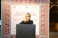 В Баку прошло фэшн-шоу войлочного искусства тюркского мира (ФОТО)