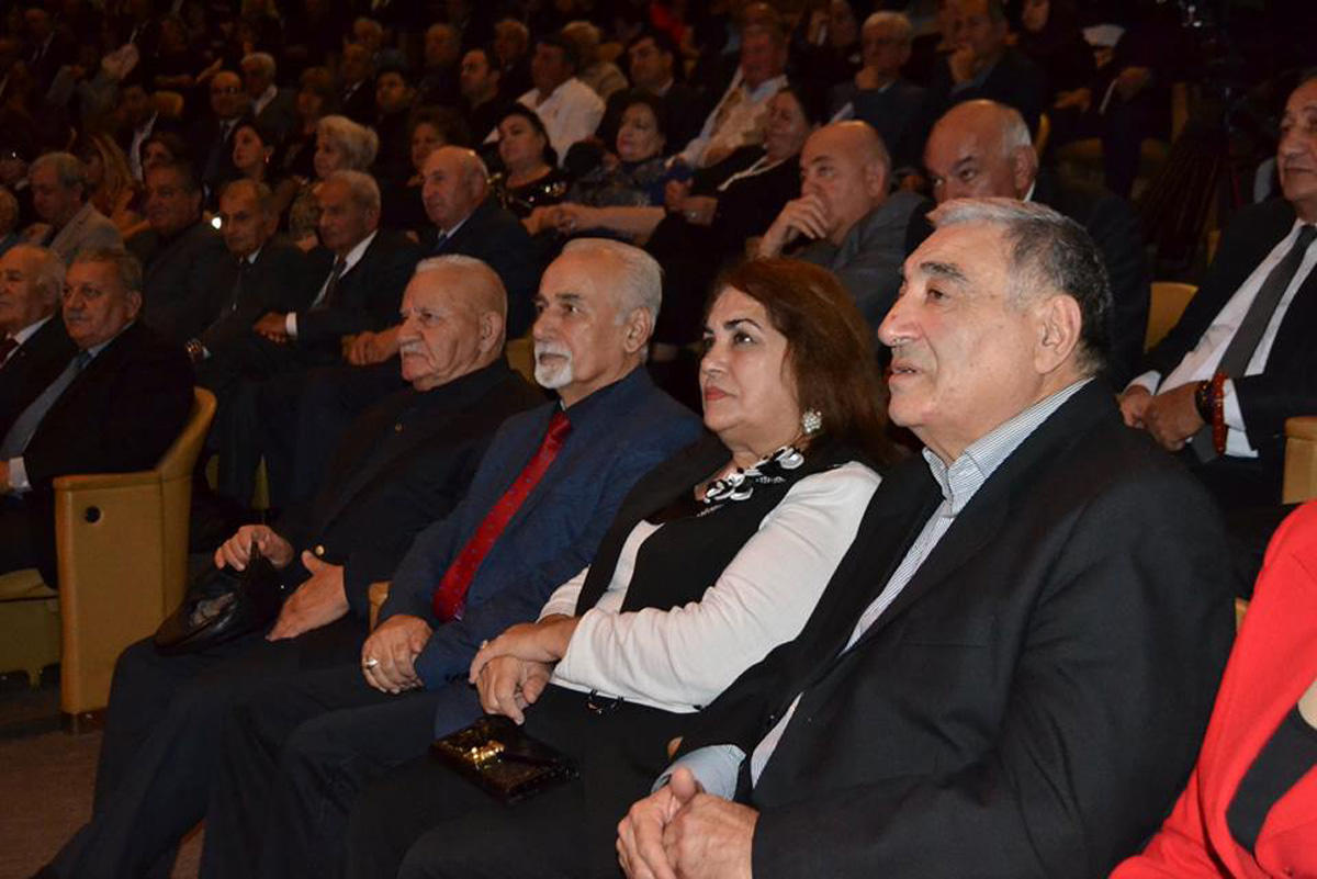 "Незабываемые": 110-летие Тейюба Дамирова торжественно отметили в Баку (ФОТО)