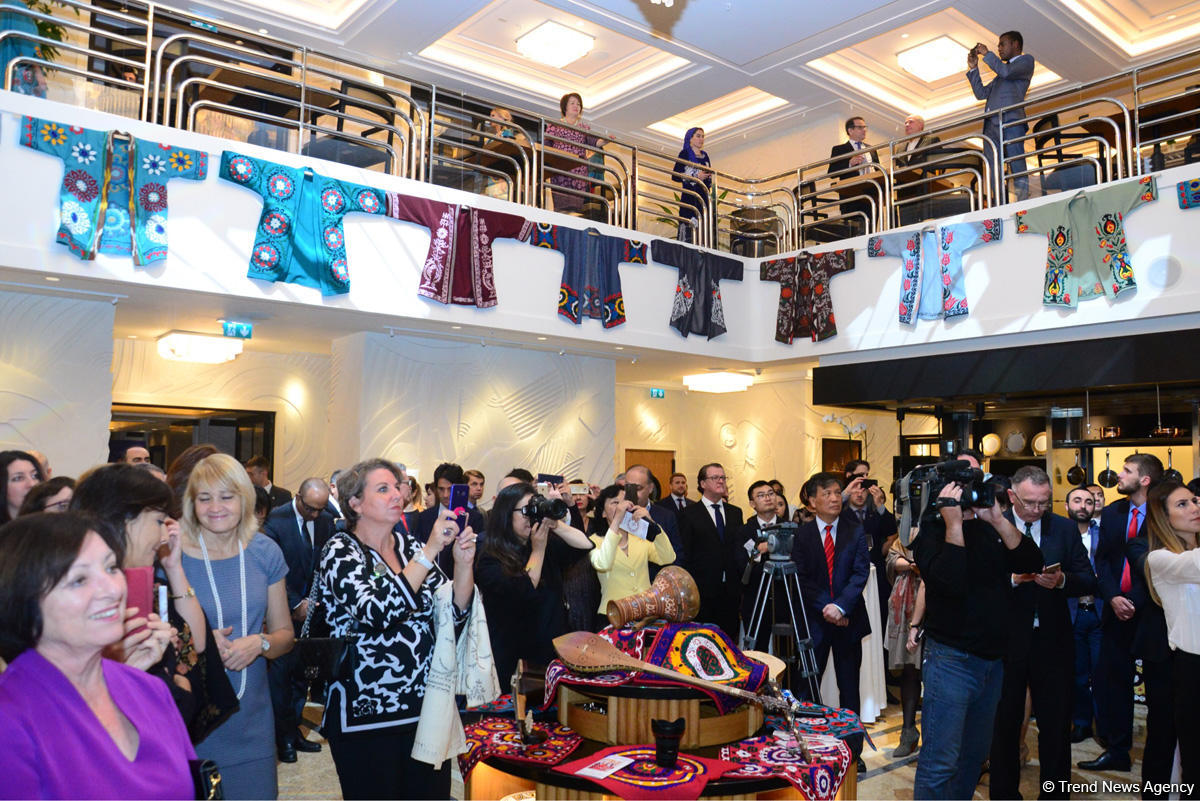В Баку прошел вечер таджикской культуры (ФОТО)